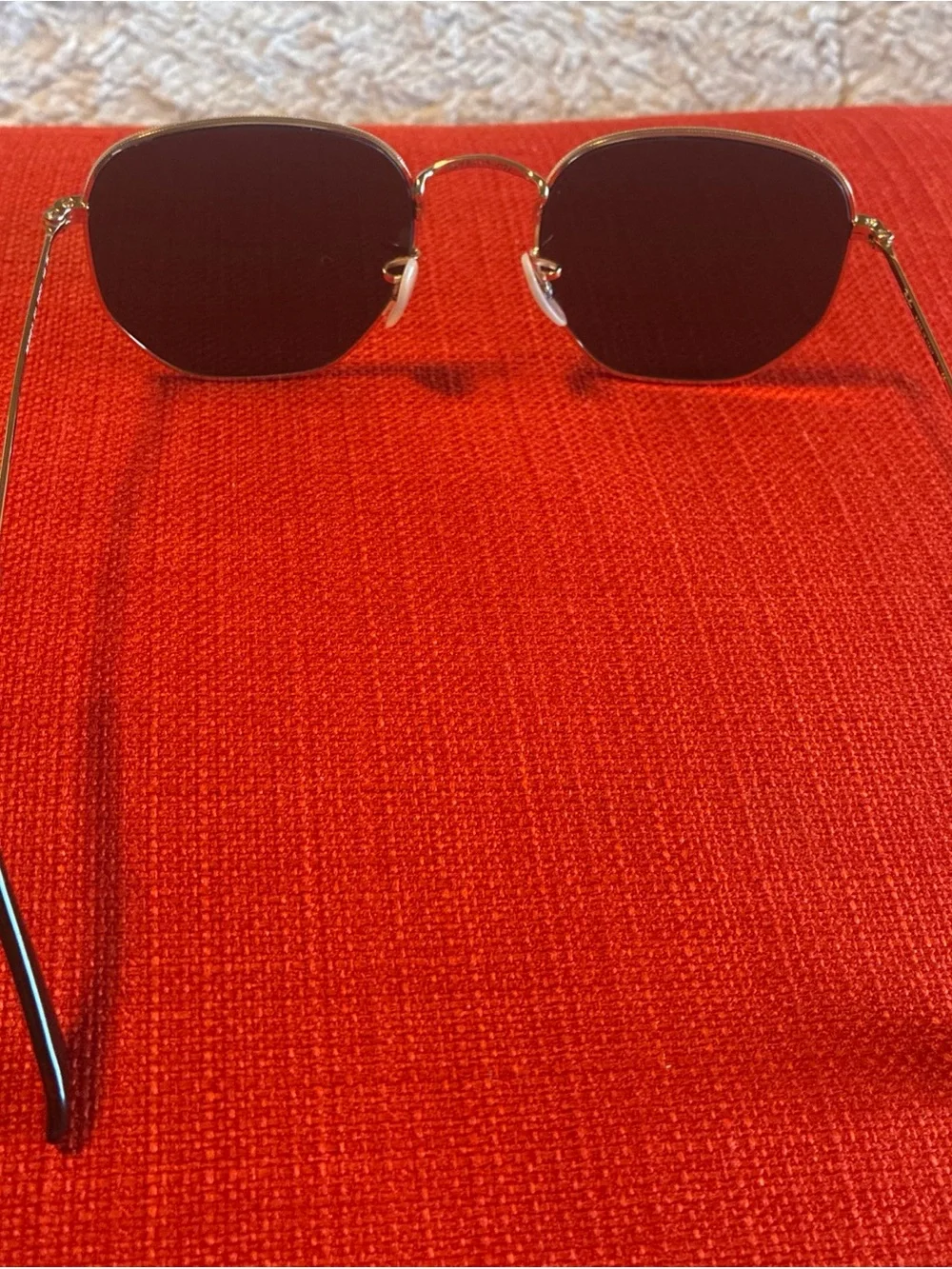 Ray-Ban sleek ray